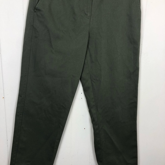 L.L. Bean Green Classic Fit Straight Leg Twill Pants Sz 6 - Picture 8 of 13